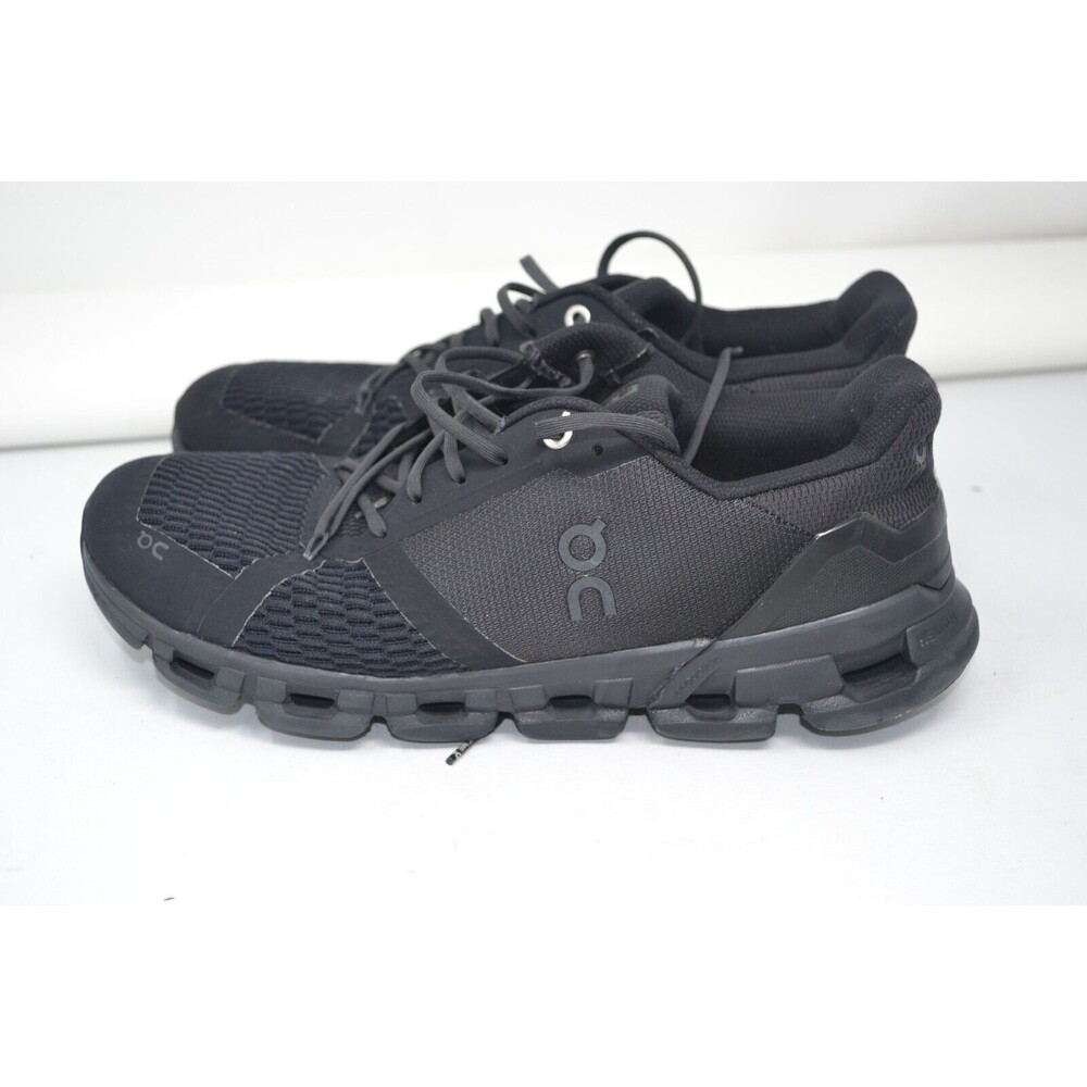 Men's Size 8 - On Cloudflyer All Black Athletic Running Shoe - 21.99225 Lace-Up - Picture 3 of 12